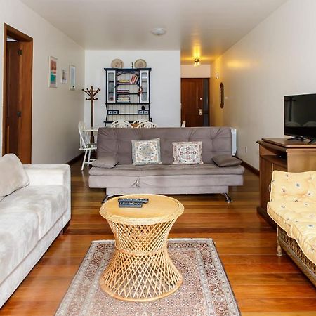 Apartamento Amplo E Aconchegante Na Av Das Hortencias No Centro De 格拉玛多 外观 照片