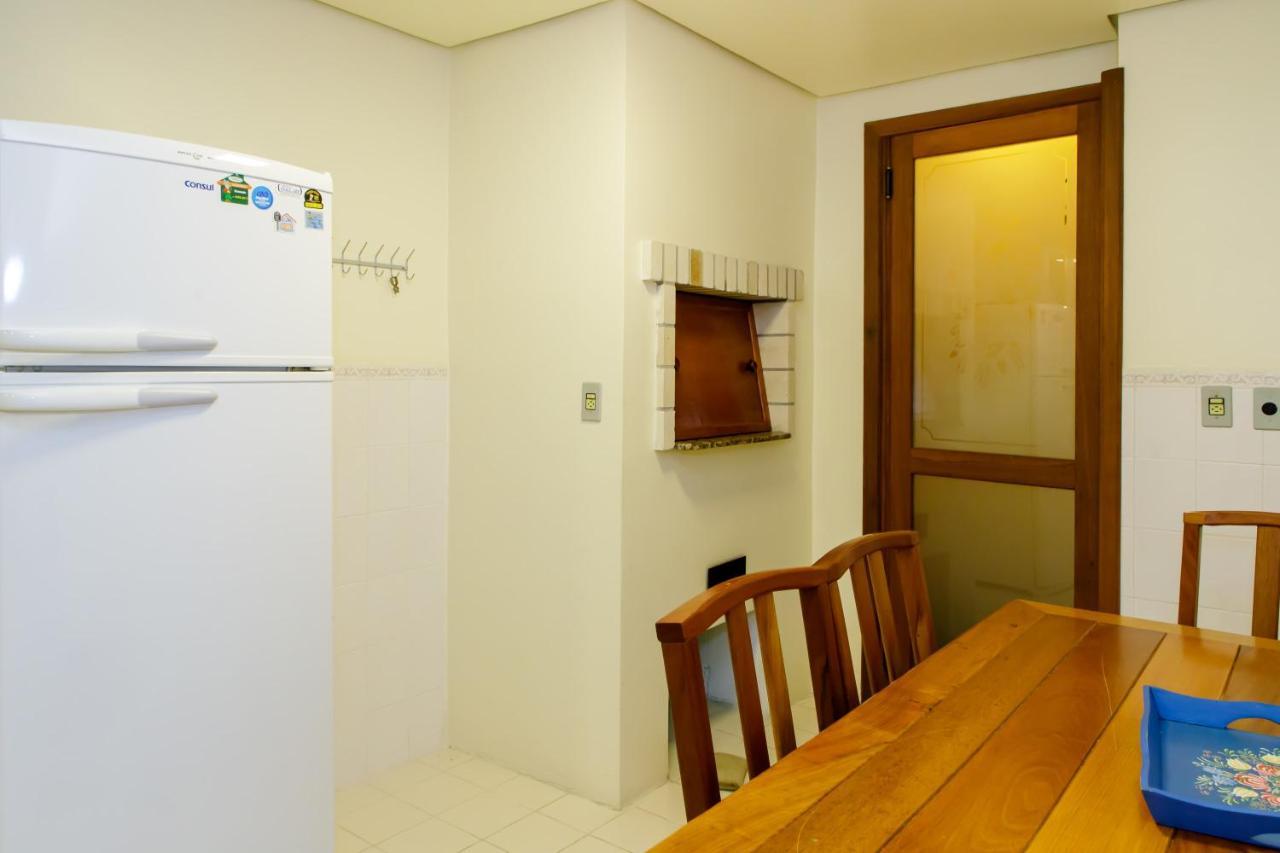 Apartamento Amplo E Aconchegante Na Av Das Hortencias No Centro De 格拉玛多 外观 照片